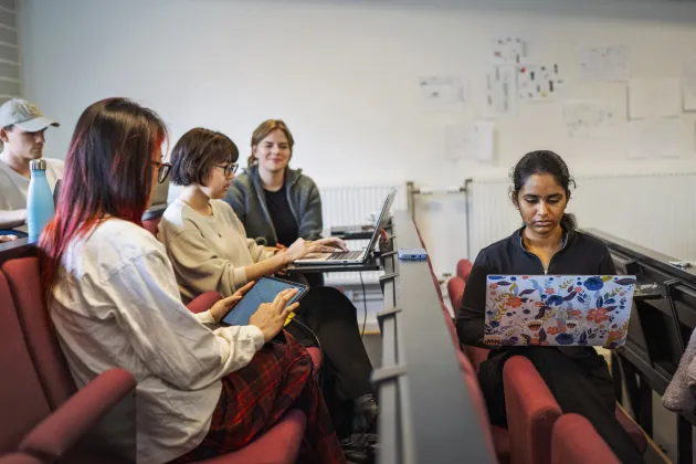 Students in a room, LUMES 2025. Photo Johan Persson.